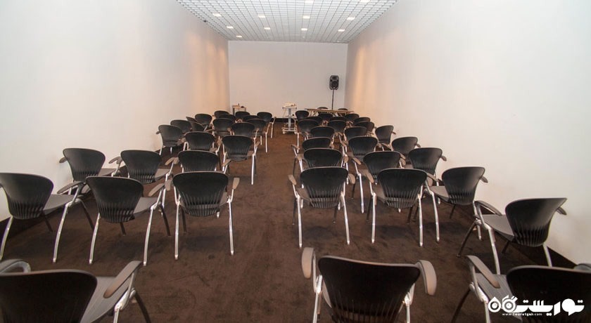 نمای اتاق جلسه و همایش